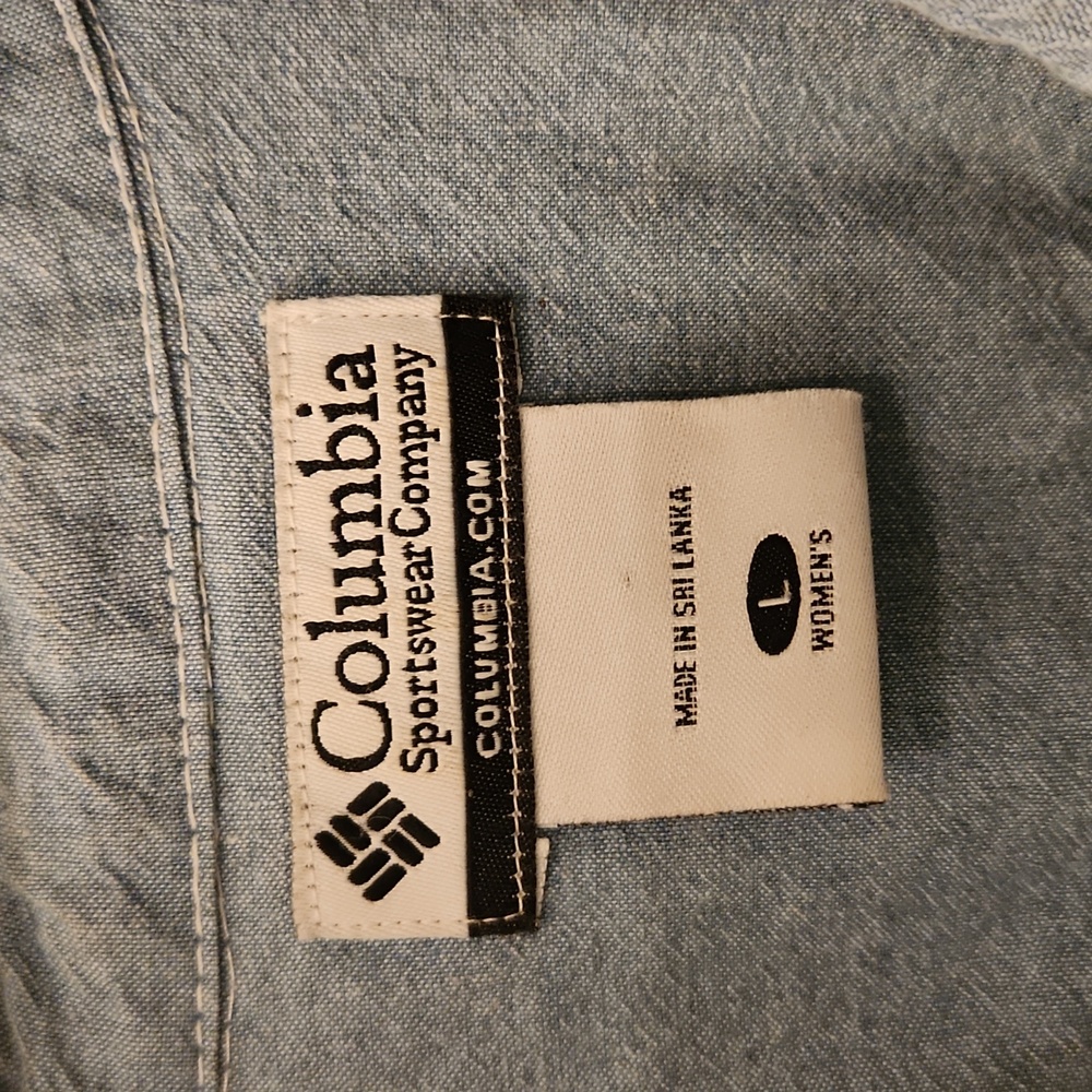 Columbia Button Down - Picture 2 of 4